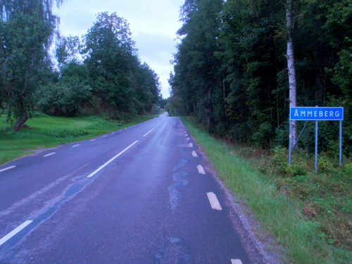 Cycling to Askersund.